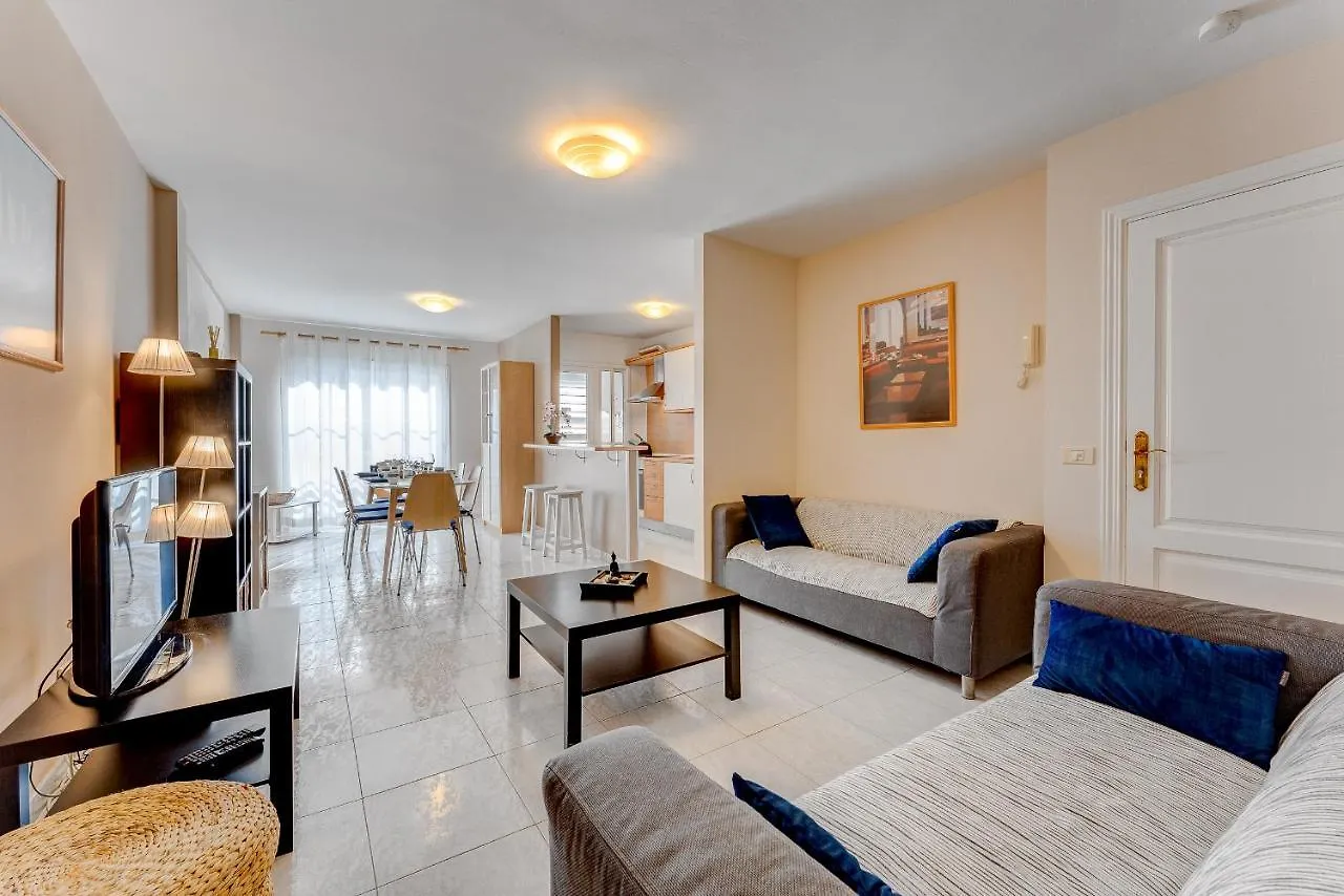100M To A Beach Spacious Apartm Playa San Juan Apartment