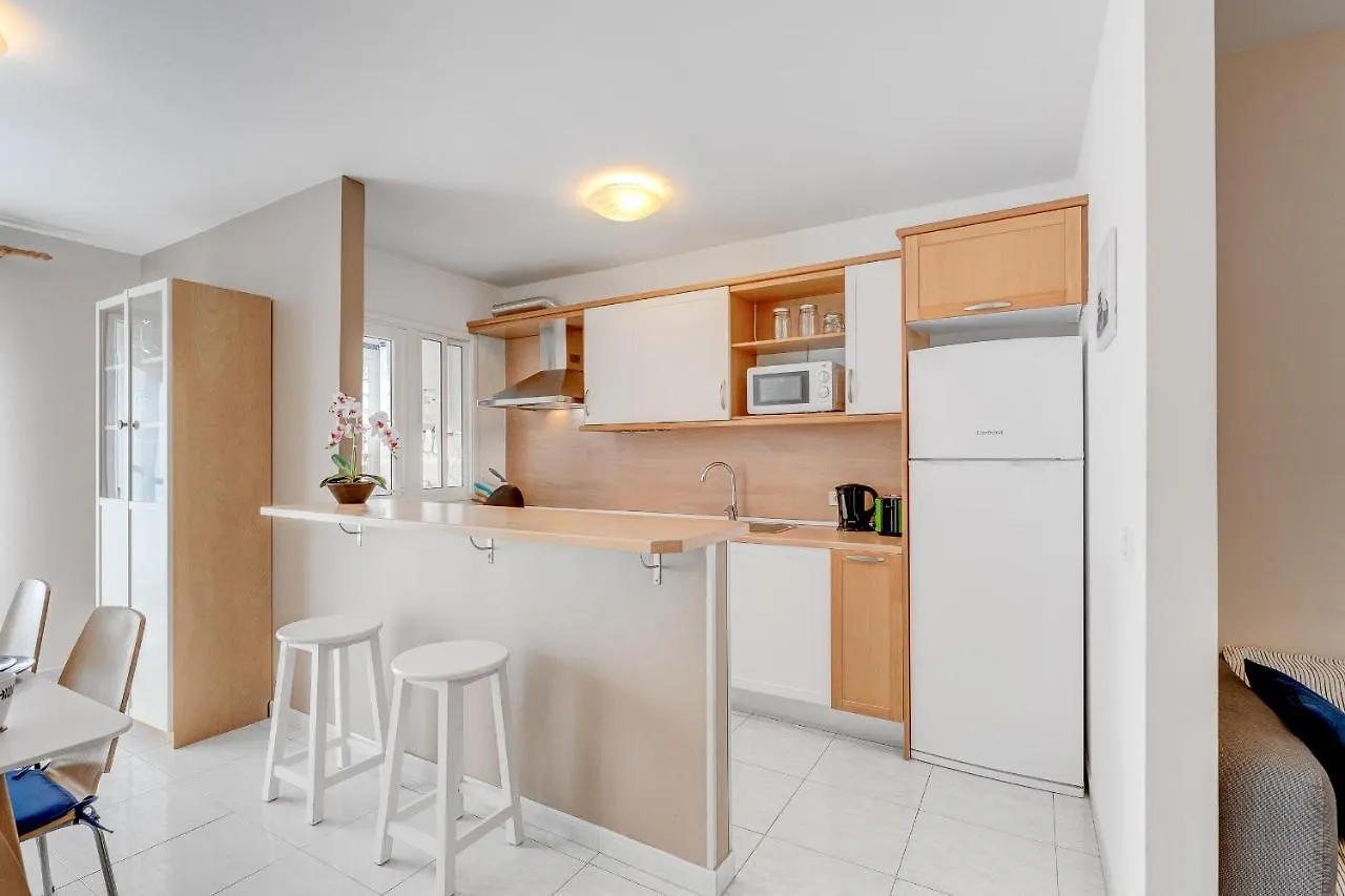 Apartment 100M To A Beach Spacious Apartm Playa San Juan Spanien